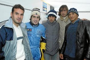 Esteban con Fernando Alonso, Gallardo, Navarro y Darío Silvae;c