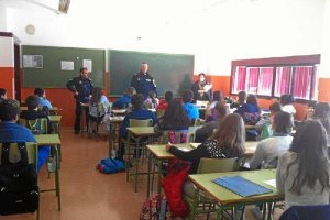 Charlas de preparación previas al simulacro. x,