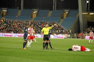 Muñiz Fernández dejó juar al límite a los dos equipos.e;clip:re