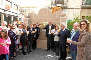 El alcalde, Eugenio Gonzálvez, junto a distintas autoridades.e;