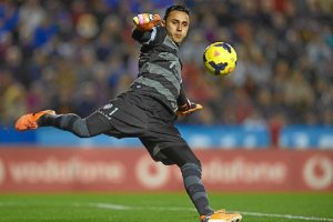 Keylor Navas está haciendo una gran campaña.x,a
