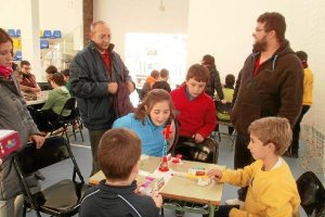 Jóvenes participantes en las actividades.x,auto