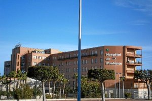 El recorte afectaría al 30 por ciento de los auxiliares de enfermería, según UGT. tyle>.ap