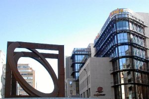 Sede de Cajamar en la Plaza Barcelona