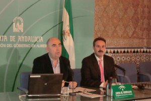 Javier Pacheco y el delegado de Salud, Alfredo Valdivia.e;clip: