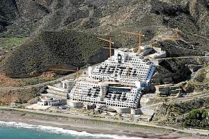 El TSJA tiene que pronunciarse sobre la licencia dada por el Ayuntamiento en 2003.tyle>.ap