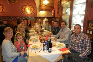 Decenas de almerienses se dieron cita el sábado en la Gran Alubiadatyle>.apqj{position:abs