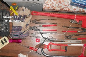 Objetos encontrados por la Guardia Civil.x,auto