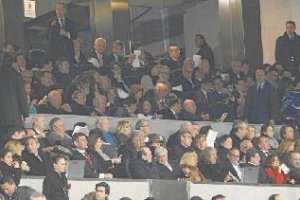 No se habló de otra cosa en el palco del Santiago Bernabéu.e;cl
