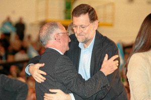 Amat y Rajoy en Almeríao,469px);}</st