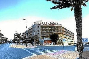 Hotel Zafiro, en mal estado de conservaciónx,au