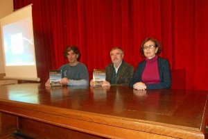 Ángel del Río, Luis Naranjo y María Dolores García.e;clip:rect(