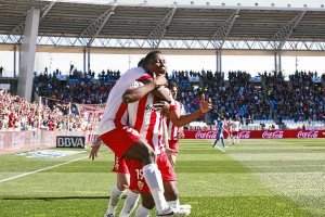 La salvación está en casao,469px);}</