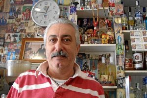 erónimo fernández tiene todo un templo en Los Pescadores.e;clip