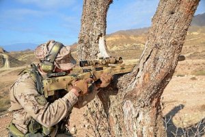 Tirador de la Legión en las nuevas instalacionese;clip:rect(469