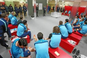 Reunión en el vestuarioo,469px);}</st