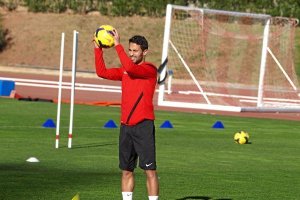 Hélder ve al Almería en un gran momento de forma.e;clip:rect(46