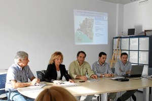 Reunión para informar sobre las Juntas de Distritoe;clip:rect(4