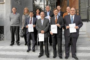 Parlamentarios en Madrido,469px);}</s