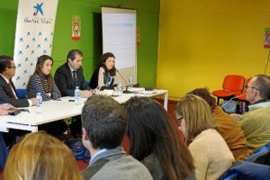 Aránzazu Martín y Miguel Polanco en Los Almendrose;clip:rect(46