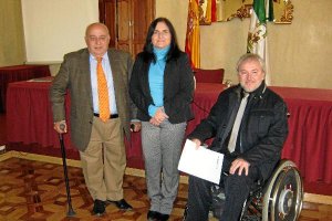 Isabel Arévalo, Pepe Gómez Amate y Antonio Sánchez de Amoe;clip