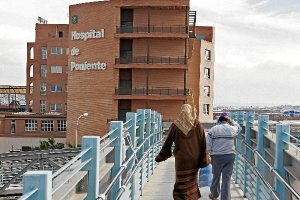 Acceso al Hospital de Poniente.o,469p