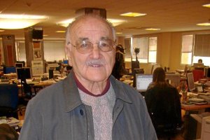 Paco Guillén Llóris en una de sus últimas visitas a la redacción de LA VOZ.tyle>.apqj{posi