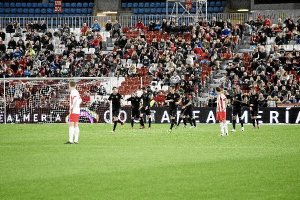 Desolación rojiblancao,469px);}</styl