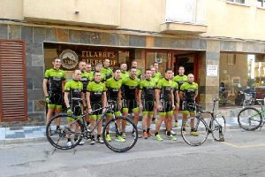 Corredores del equipo ciclistao,469px