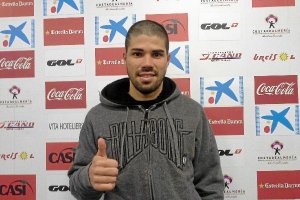 Tiago, centrocampista brasileño que ha llegado para el filial del Almeríatyle>.apqj{positi