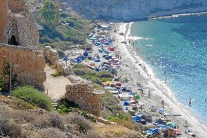 La fortaleza sobre la playao,469px);}