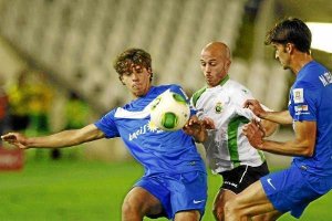 Antonio Marín demostró que puede ser el lateral del futuro en el Almería.tyle>.apqj{positi