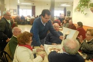 El alcalde en la reunión celebrada en Campohermoso.e;clip:rect(