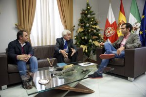 Reunión del alcalde y concejal con José Manuel Muñoz.