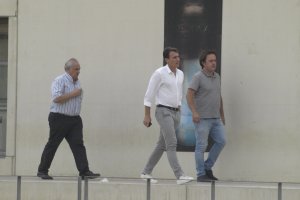 Alfonso, Catalina y Fernández, en el campo Anexo.