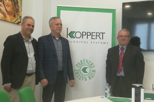 De izquierda a derecha, José Eduardo Belda, Henri Oosthoek y Antonio Bonilla.