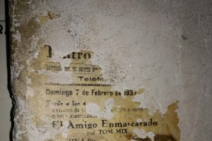 Imagen del cartel encontrado en el Cervantes.