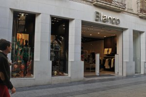 La tienda   de Blanco en el Paseo cerró sus puertas en 2013, en una de las zonas comerciales más concurridas.