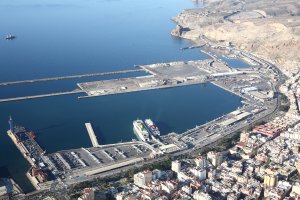 Imagen del puerto de Almeria