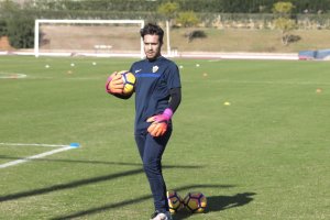 El guardameta Juan Antonio.