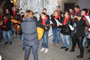 La Asociación Musical Beviart puso la banda sonora al acto.