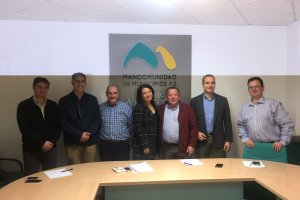 Crespo y Amós con alcaldes populares del Almanzora.