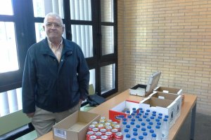 Juan Gallardo Figueredo en la macrocolecta de sangre en la UAL.