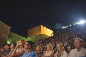 Público durante la pasada edición de las Jornadas en la Alcazaba.