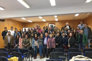 Jóvenes que participan en el ‘Proyecto Millenials’ junto a responsables y miembros de la Mancomunidad.