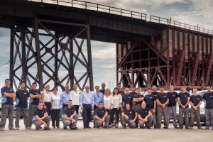 El equipo de RAMIFRÍO, a los pies del Cable Inglés.