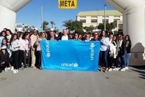 Foto de familia con algunos de los jóvenes que han participado.