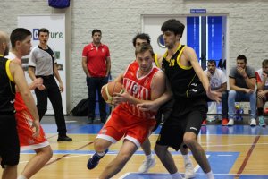 Povilas en un partido de Ecoculture.