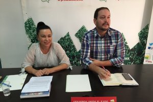 Ángeles Fernández y Juan Antonio López Escobar, de IU.