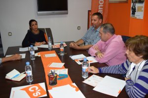 Encuentro de la parlamentaria de C´s con representantes de los centros concertados